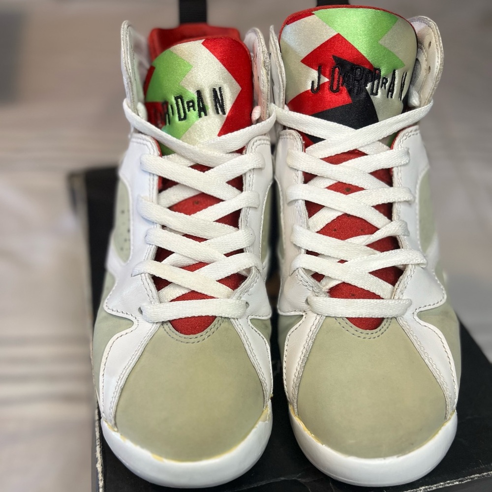 Jordan 7s “hare” colorway size 5.5 (fits size 6)